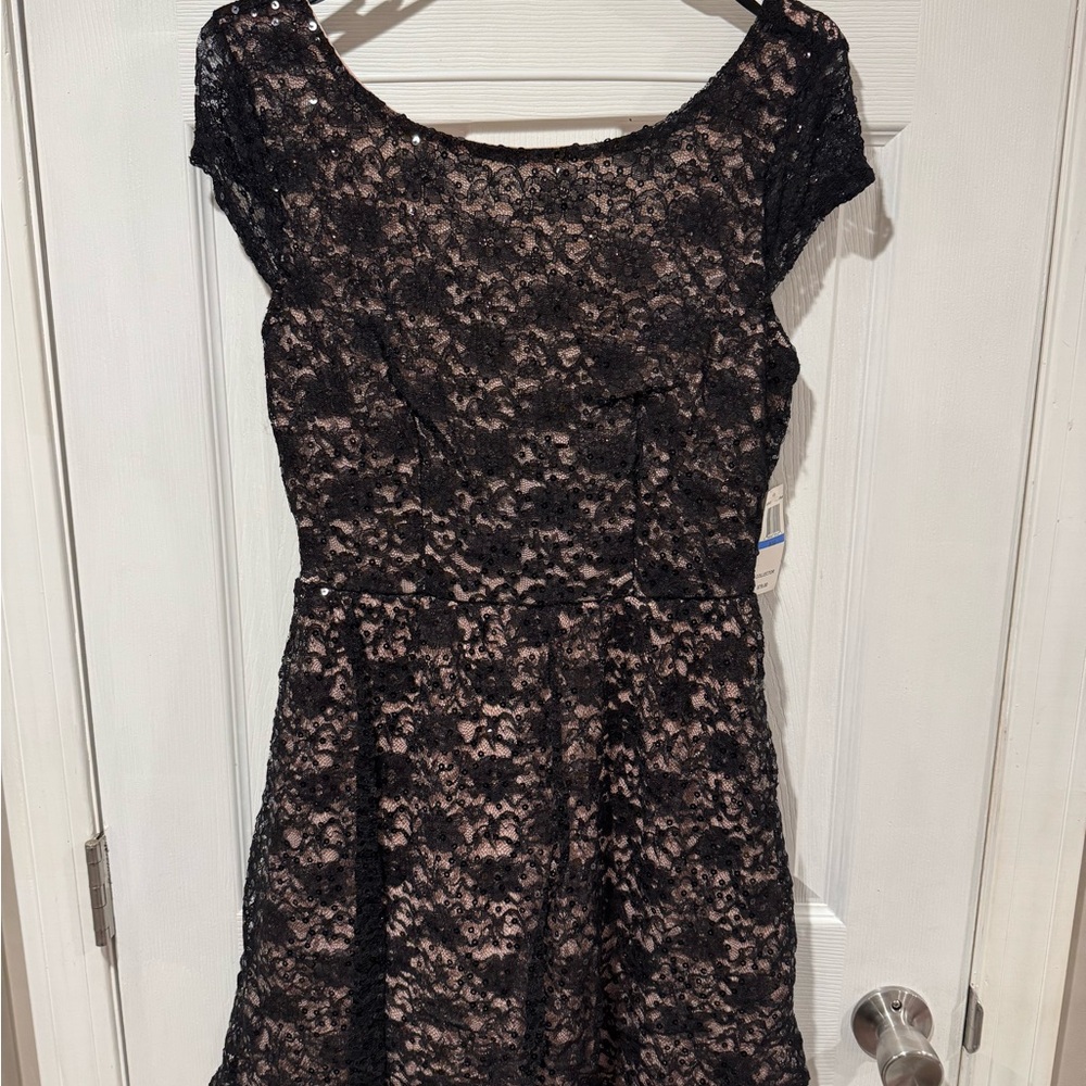 Elegant Black Lace Dress